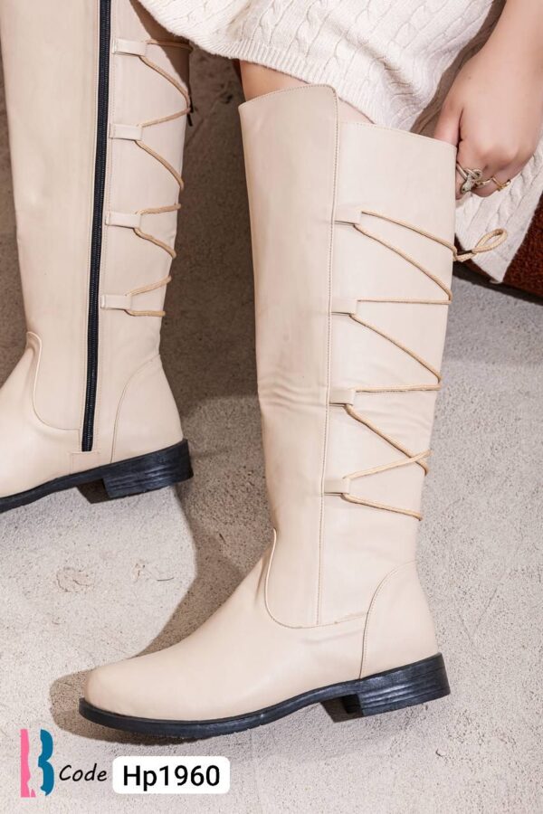 بوط جلد توب كواليتي بـ ابزيم  في جلد